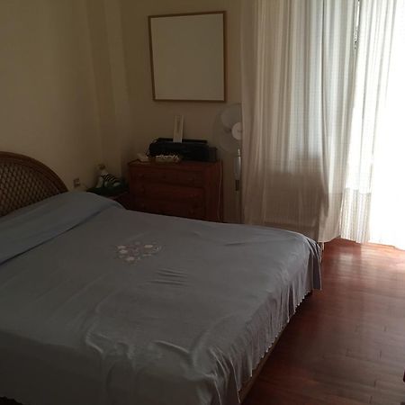 Vlastos Apartment Kalamos  Ngoại thất bức ảnh